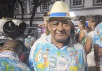 Presidente do Alerta Geral se emociona ao relembrar 30 anos de bloco