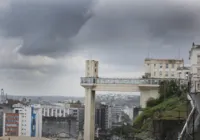 Previsão para esta terça é de chuva forte na maior parte do Brasil