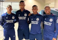 Quatro jogadores do Bahia deixam Manchester neste domingo; entenda