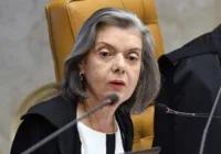 STF intima Bolsonaro e Janones a se manifestarem em queixa-crime