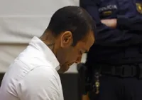 Saiba quais foram as versões de Daniel Alves para o crime de estupro