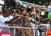 Saulo convida dois artistas baianos para 'Pipoca Fantasia' nesta terça