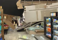 Teto do mercado Hiperideal desaba na cabeça de clientes