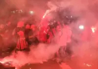 Torcida faz a festa no embarque do Fluminense rumo ao mundial; veja