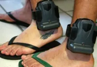 Tornozeleira de homem que torturou ex-mulher emitiu 70 alertas
