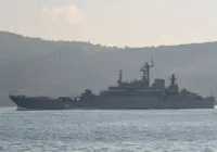 Ucrânia afirma que destruiu navio de guerra russo na Crimeia