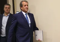 Valdemar terá assessor "cão de guarda" para evitar "derrapadas"