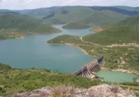 Vazão de reservatório no sudoeste da Bahia aumenta por causa das chuva