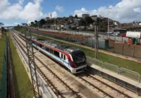 Vídeo:  falha na Linha 1 do metrô causa superlotação em estações /