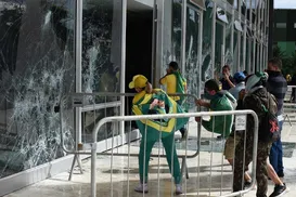 Volta de Lula à tentativa de golpe; O 2023 na política nacional - Imagem