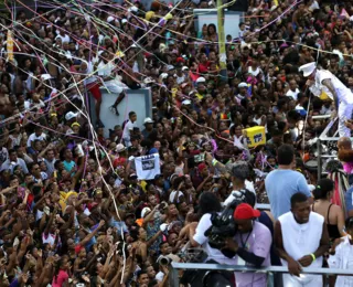 Baianos criam guia para ajudar turistas a curtir Salvador no Carnaval