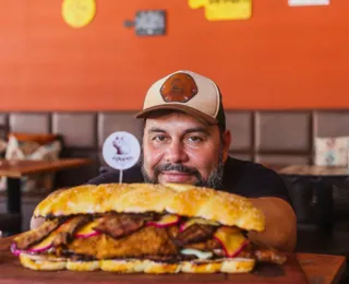 Chef baiano lança sanduíche gigante e faz desafio inusitado; confira