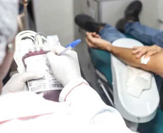 Com estoque de sangue em nível crítico, Hemoba convida doadores