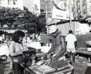 Comida tem importância central nas celebrações de largo de Salvador