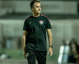 Condé poupa goleiro e lamenta chances perdidas: "tem dessas coisas"