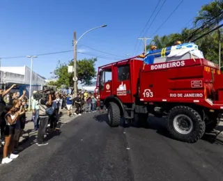 Corpo de Zagallo é sepultado no Rio de Janeiro sob aplausos