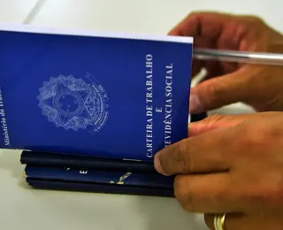 Desemprego fecha 2023 com menor taxa desde 2014