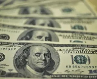 Dólar cai para R$ 4,85 e atinge menor valor do ano
