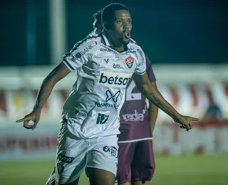 Dominante, Vitória vence o Jacuipense na estreia do Campeonato Baiano