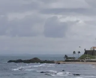 Domingo deverá ser de céu nublado com chuva em Salvador