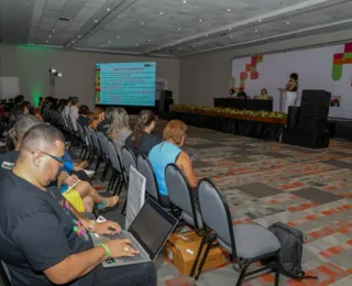 Educadores celebram premiação de escolas por êxito na gestão