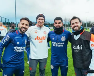 Encontro de craques: jogadores de Bahia e City fazem integração