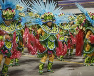 Escolas de samba campeãs desfilam hoje no sambódromo em SP