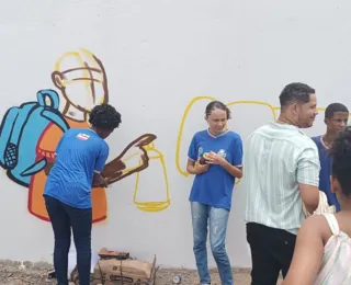 Estudantes aprendem a arte do grafite durante Conferência de Cultura