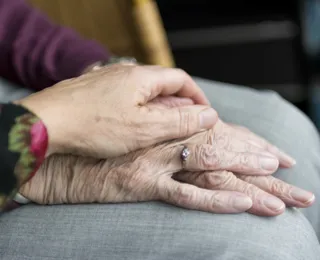 Expectativa de vida do brasileiro subiu para 75,5 anos em 2022