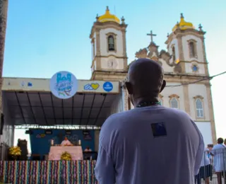 Fiéis e devotos lotam Igreja do Bonfim na última sexta-feira do ano