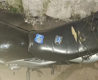 GCM troca tiros com suspeitos e recupera moto roubada
