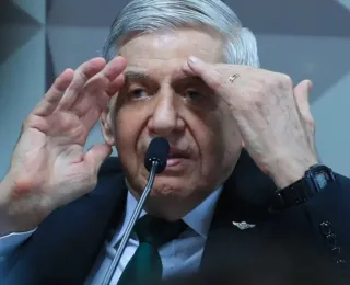 General Augusto Heleno é intimado a depor em investigação sobre Abin