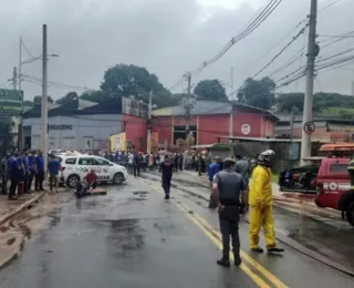 Helicóptero cai em São Paulo e deixa três feridos