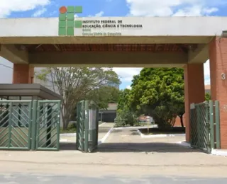 IFBA abre vagas para professores com salários de até R$ 4,6 mil