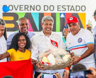 Jerônimo inaugura escola de tempo integral no extremo sul da Bahia