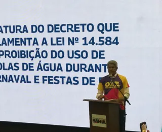 Jerônimo regulamenta proibição de pistolas de água no Carnaval