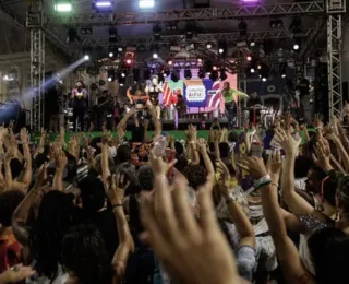 Larissa Luz abre shows do Pelô: "Carnaval democrático"
