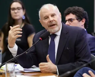 Lula desiste de emplacar Mantega como CEO da Vale
