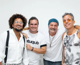 MUDEIdeNOME desfila no Furdunço e inicia apresentações no Carnaval