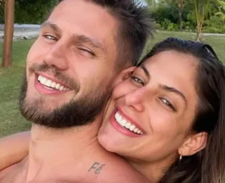 Mari Gonzalez recebe declaração do ex, Jonas Sulzbach: "te amo muito"