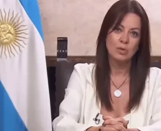 Ministra da Argentina ameaça cortar benefício social de manifestantes