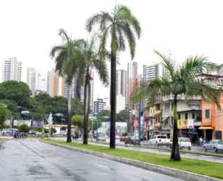 Mulher é presa suspeita de extorquir comerciantes em Salvador