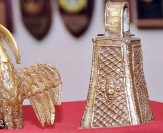 Museus britânicos devolverão tesouros saqueados da realeza de Gana