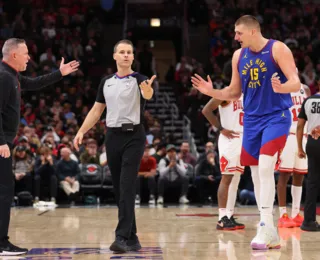 NBA: Jokic é expulso e torcida adversária vaia arbitragem; veja vídeo