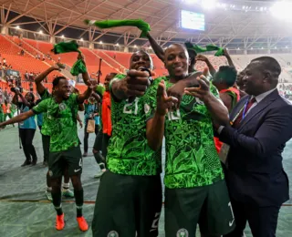 Nigéria vai à final da Copa da África ao vencer sul-africanos