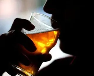 Pesquisadores querem que população diminua consumo de álcool; entenda