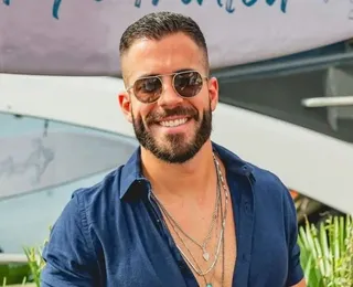 Pipo Marques comemora aniversário na Baía de Todos os Santos