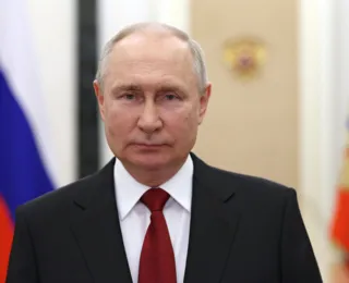 Putin confirma que vai tentar nova reeleição à Presidência da Rússia