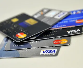 Regras para rotativo do cartão de crédito entram em vigor nesta terça