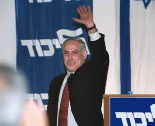 'Rendam-se agora', diz Netanyahu a militantes do Hamas